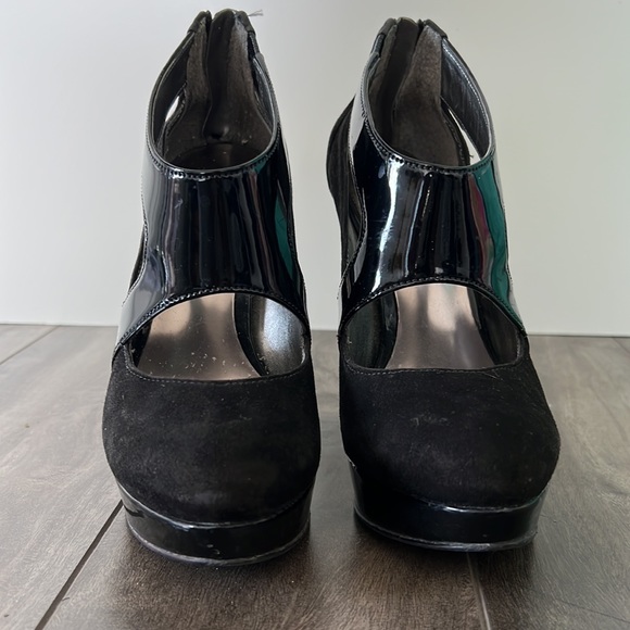 Stylish Heels - Picture 8 of 11